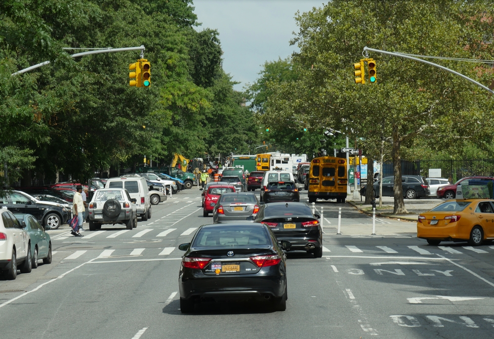 New,York,City,,Usaseptember,2017:,Light,Traffic,At,An,Intersection